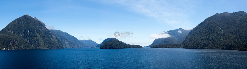 新西兰令人怀疑的声音之交组织顶峰全景蓝色旅游山脉地标悬崖反射冒险旅行图片