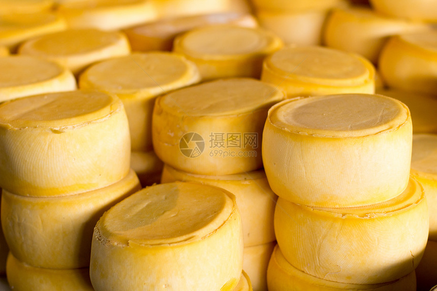 Cusco奶酪市场上的秘鲁芝士卷旅行工厂工艺牛奶店铺拉丁橙子旅游奶制品奶牛场图片