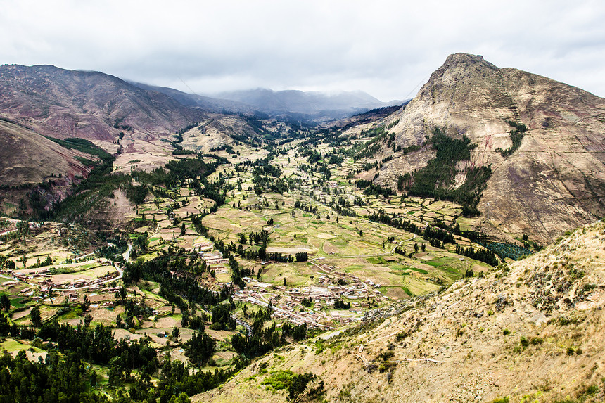 秘鲁 皮萨克 Pisaq  秘鲁安第斯山脉神圣山谷的印加遗址阳台圣谷山脉地标踪迹丘陵石头蓝天堡垒旅行图片