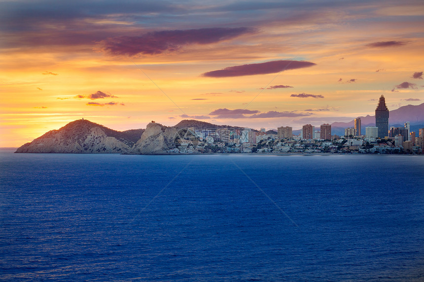 日落游戏 西班牙Poniente海滩支撑社区太阳公寓假期蓝色海岸摩天大楼日落橙子图片