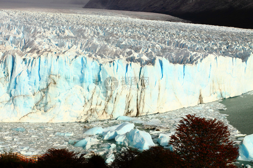 佩里托莫雷诺冰川 巴塔哥尼亚 阿根廷冰山旅行天空反射生态假期冻结顶峰场景冰景图片