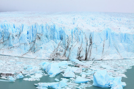 佩里托莫雷诺冰川 巴塔哥尼亚 阿根廷假期旅行闲暇生态场景季节冰景天空冰山冻结背景图片