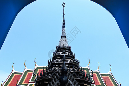 达那唑泰国金属宫殿顶端巴刹旅游游客建筑吸引力寺庙旅行晴天背景
