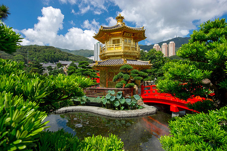香港南里安花园的大桥和圣殿石头岩石花园寺庙摩天大楼池塘建筑学公园宝塔建筑背景图片