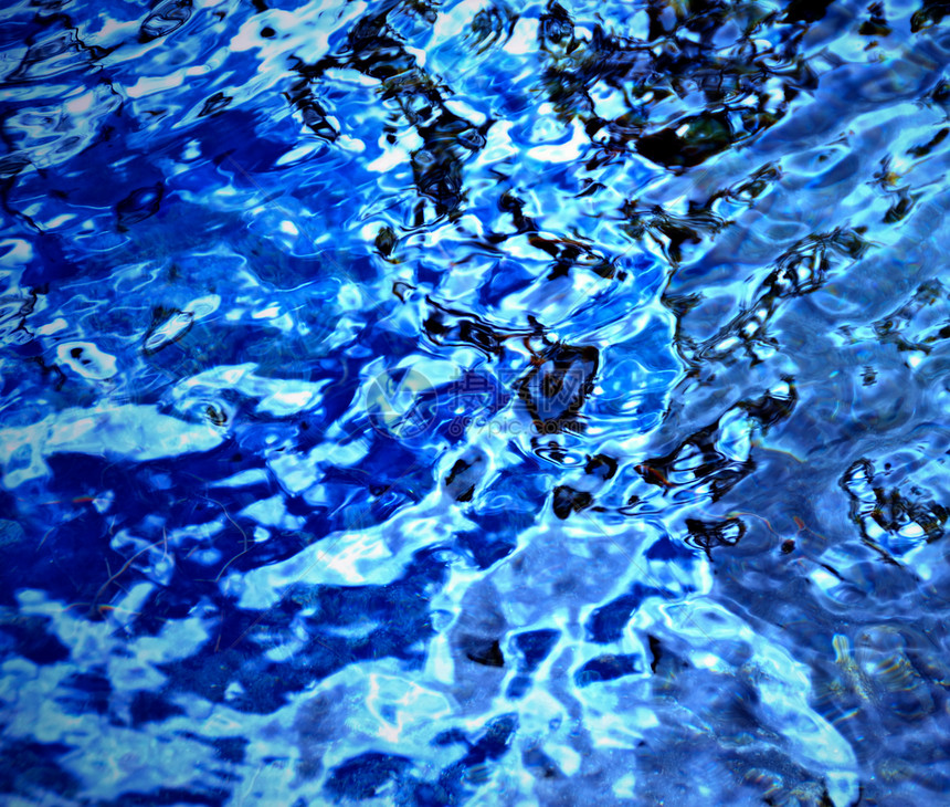 抽象水波蓝色液体太阳海浪海洋水池波纹涟漪游泳图片