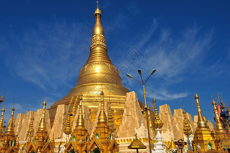 缅甸或缅甸仰光的详情寺庙旅行摄影金子宗教宝塔背景图片