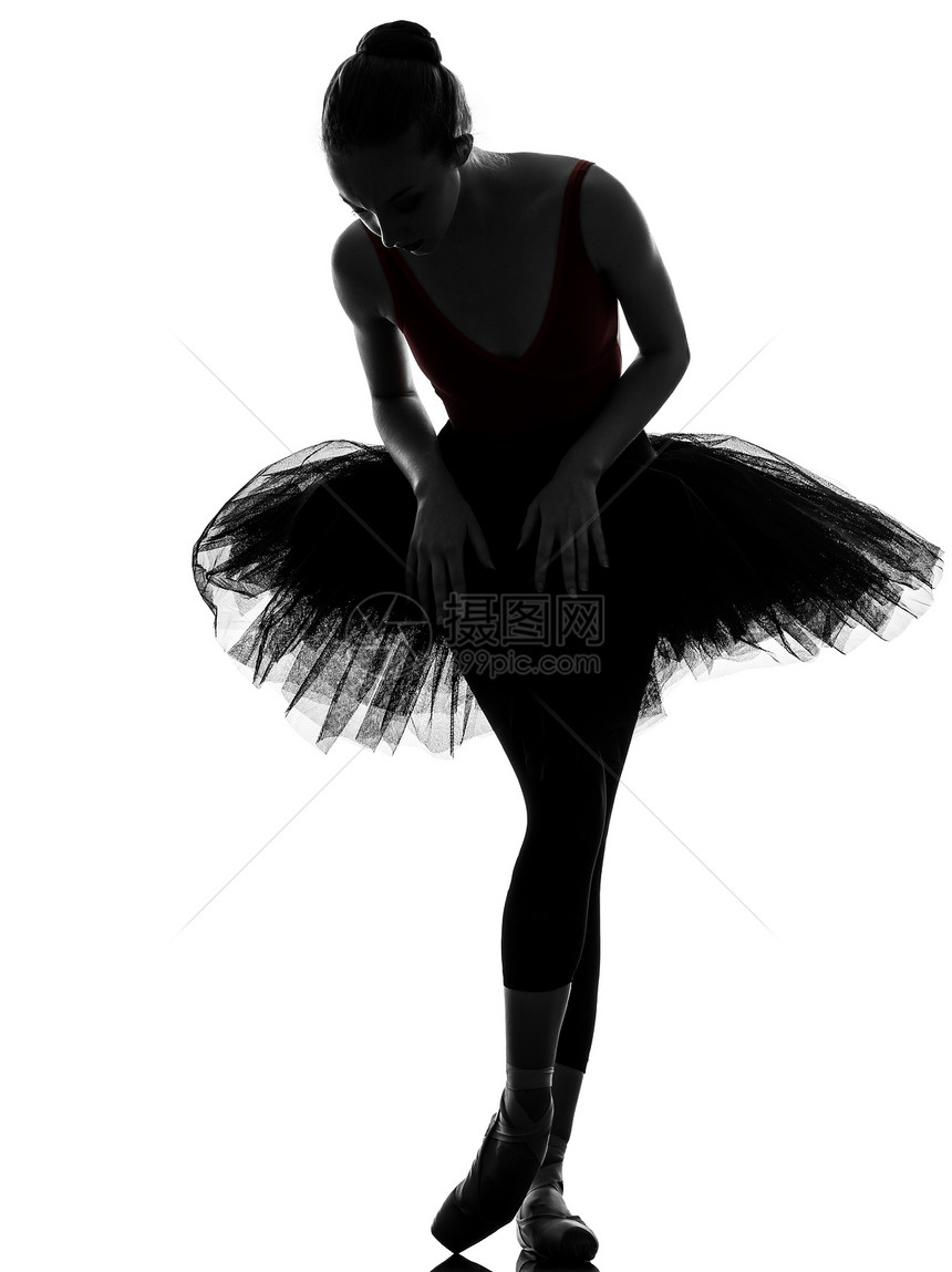 青年女子芭蕾舞女芭蕾舞者舞蹈成年人女士女性白色舞蹈家阴影短裙演员芭蕾舞图片