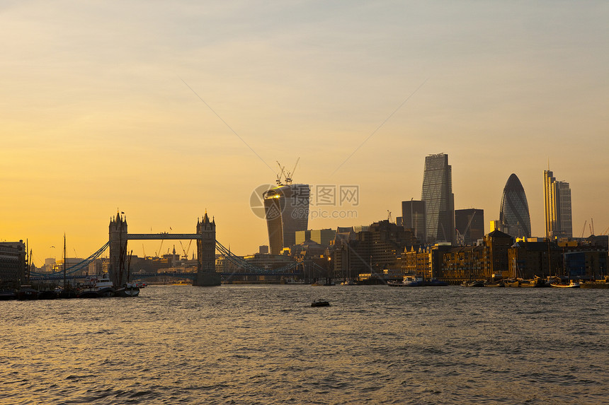 伦敦日落景点摩天大楼橙子船只观光景观历史性苍鹭太阳黄瓜图片