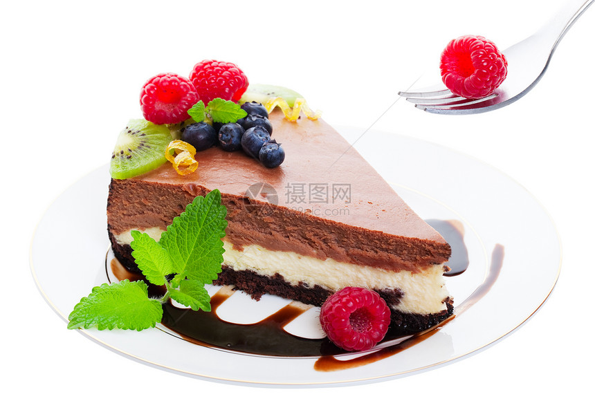 三层巧克力芝士蛋糕图片