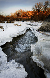 梅迪辛哈特11月冰背景