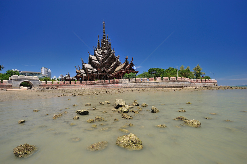 尚布里泰兰的真理之避难所天空标志雕塑建筑学目的地宗教阳光旅游神话海滩图片