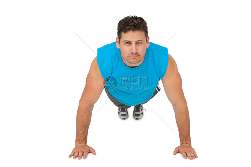 妄自尊大 不肯立功的人的肖像双手核心男人闲暇训练蓝色竞技俯卧撑运动服运动图片