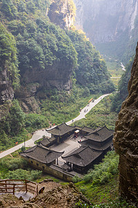 中国武隆国家公园五龙阁楼旅行石灰石访客遗产山腰芙蓉石笋国家背景