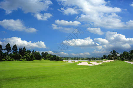 洞幽景奇高尔夫课程公园摄影阳光场地天空季节田园园景草地树木背景