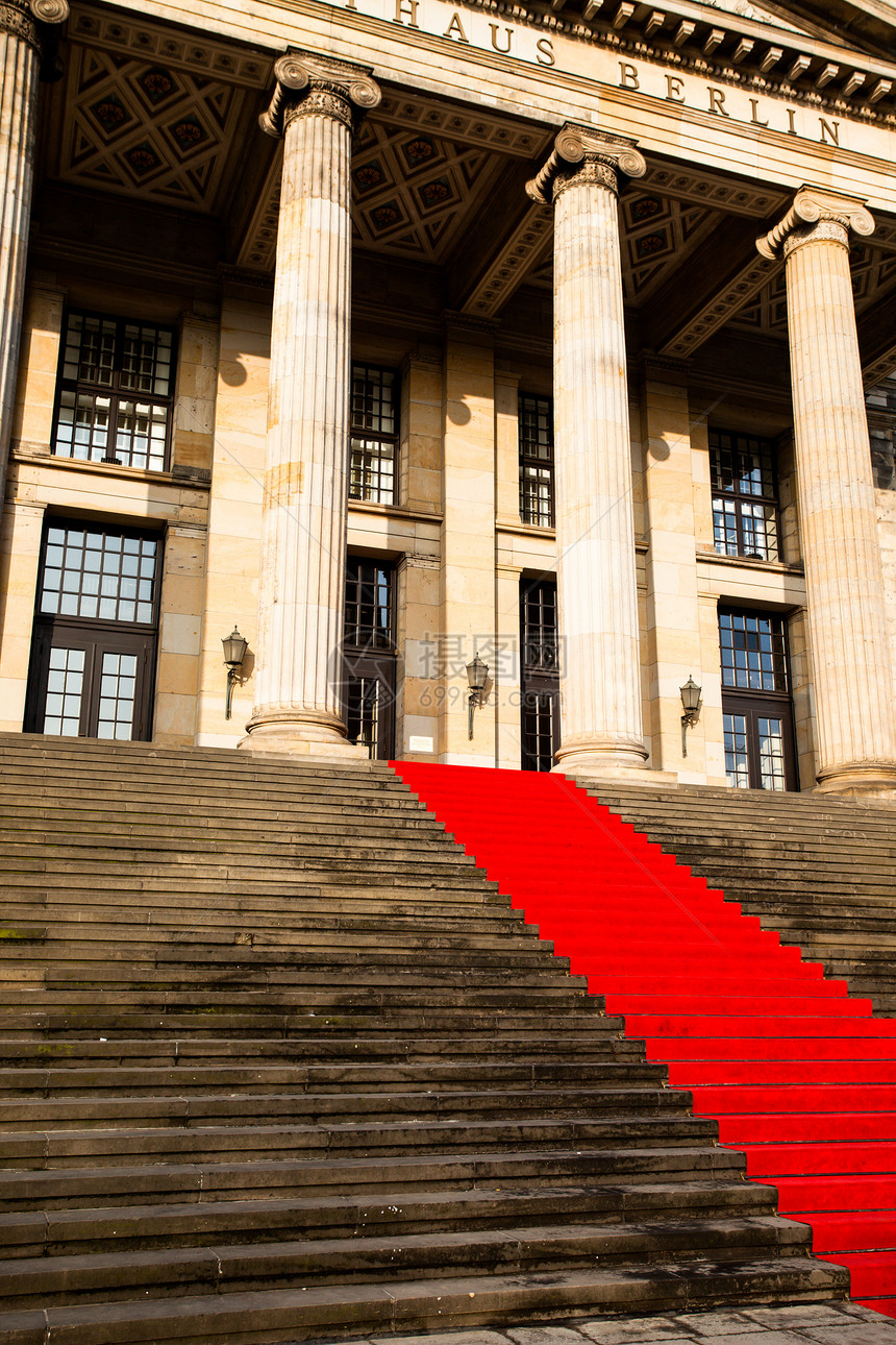 德国柏林的宪兵 德国大教堂和Konzerthaus景观观光旅游景点街道文化柱子音乐厅天空纪念碑图片