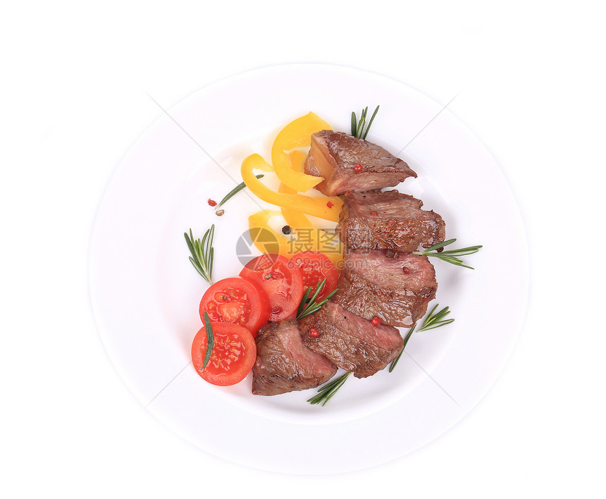牛排加西红柿和迷迭香鱼片白色牛扒盘子烧烤用餐水平午餐蔬菜牛肉图片