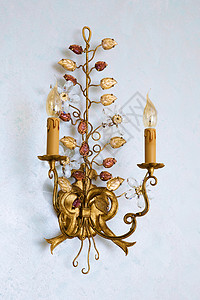 古董吊烛台吊灯美丽的灯金子装饰青铜酒店灯泡水晶烛台玻璃墙纸奢华背景