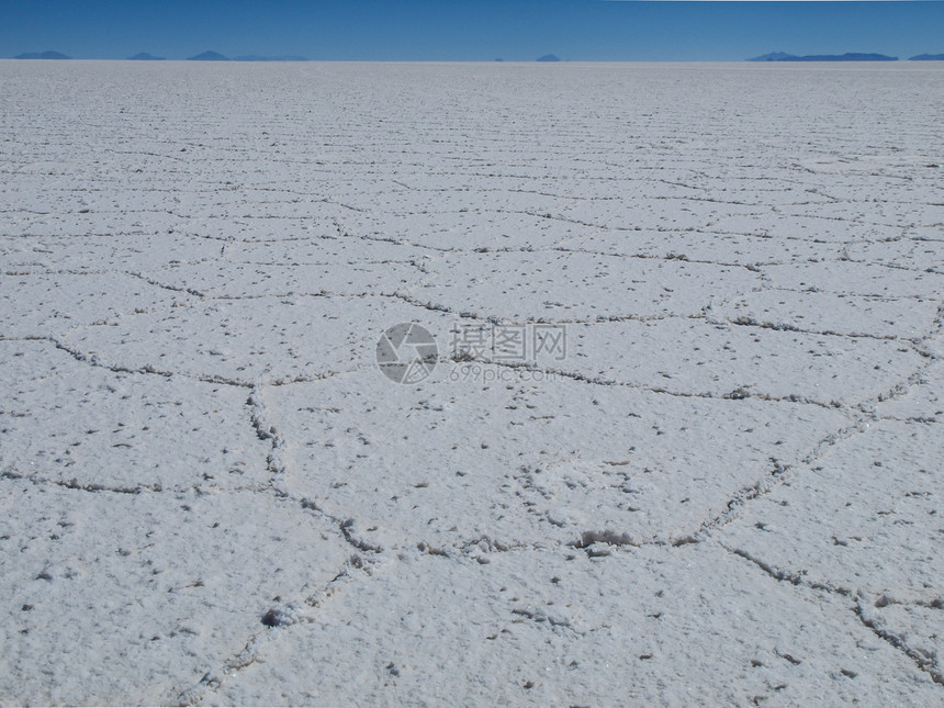 Uyuni 盐平板六边形旅行寂寞荒野地平线沙漠地形孤独天空自由图片