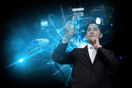 亚洲商务人士 指向界面的亚洲商务人士计算机绘图套装数字人士男人未来派计算专注科技背景图片