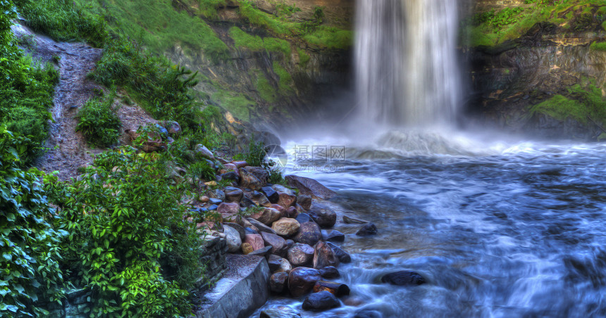 人类发展报告 中美丽的河流瀑布高动态范围岩石旅游风景水雕峡谷溪流公园运动植物群旅行图片