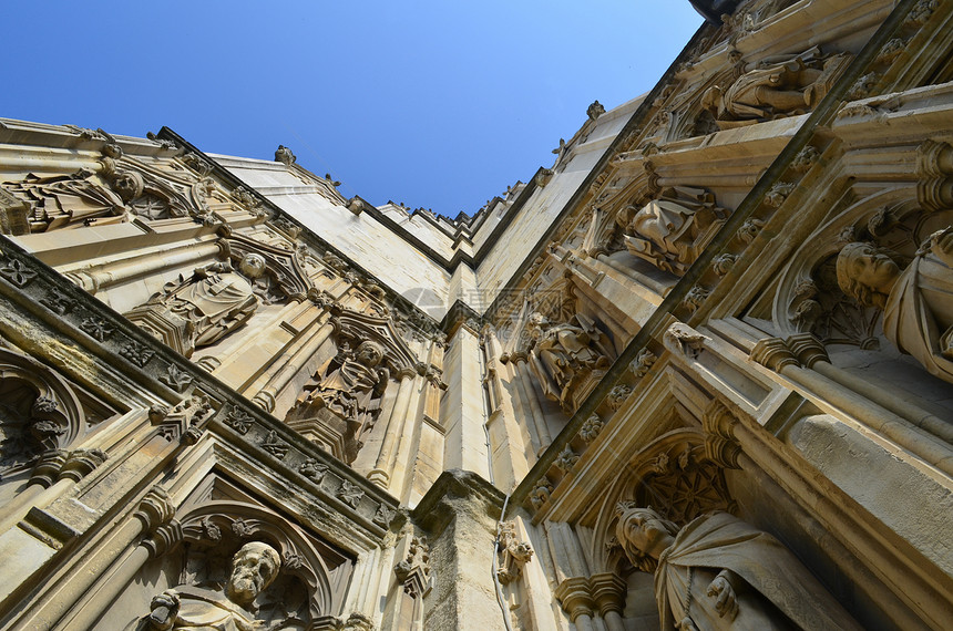 坎特伯雷大教堂教会宗教蓝色历史性倾斜天空雕像石头旅游崇拜图片
