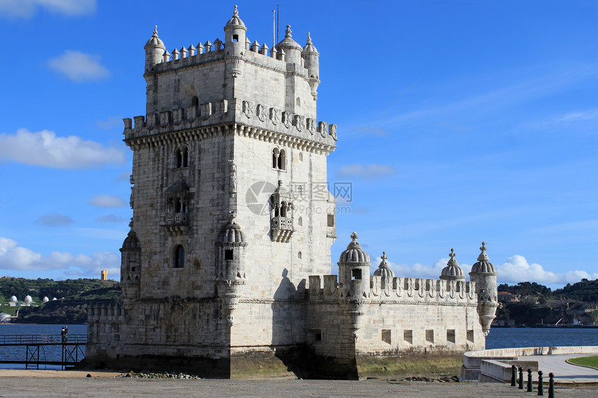 葡萄牙贝勒姆托雷石头堡垒建筑旅行建筑学旅游历史性蓝色城堡天空图片