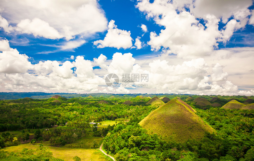 菲律宾Bohol的绿色异寻常巧克力山全景丛林巧克力假期地标游客天空地球热带风景图片