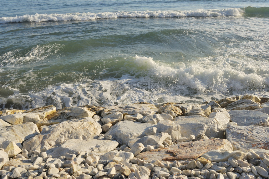 岩石和海洋海滨波浪石头场景支撑图片