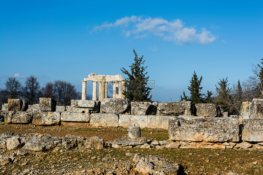 尼米亚古代宙斯寺柱子地标脚手架历史废墟遗产维修首都考古学蓝色图片