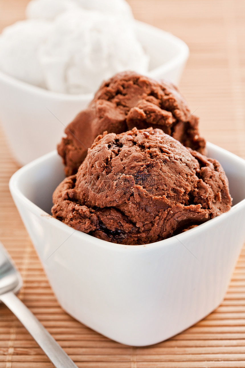 冰淇淋奶制品棕色食物奶油巧克力香草白色宏观甜点杯子图片