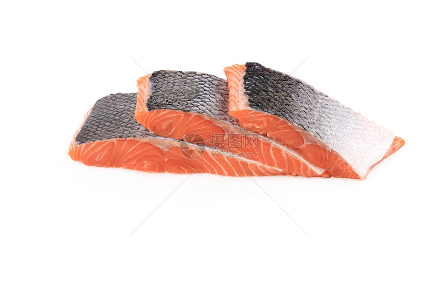 新鲜未煮熟的红鱼片片美食鳟鱼市场鱼片海鲜白色皮肤烹饪橙子粉色图片