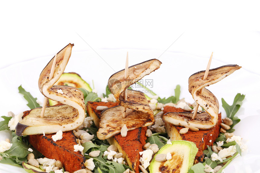 沙拉加烤菜和豆腐盘子美食厨房乳酪午餐种子蔬菜食物草药柠檬图片