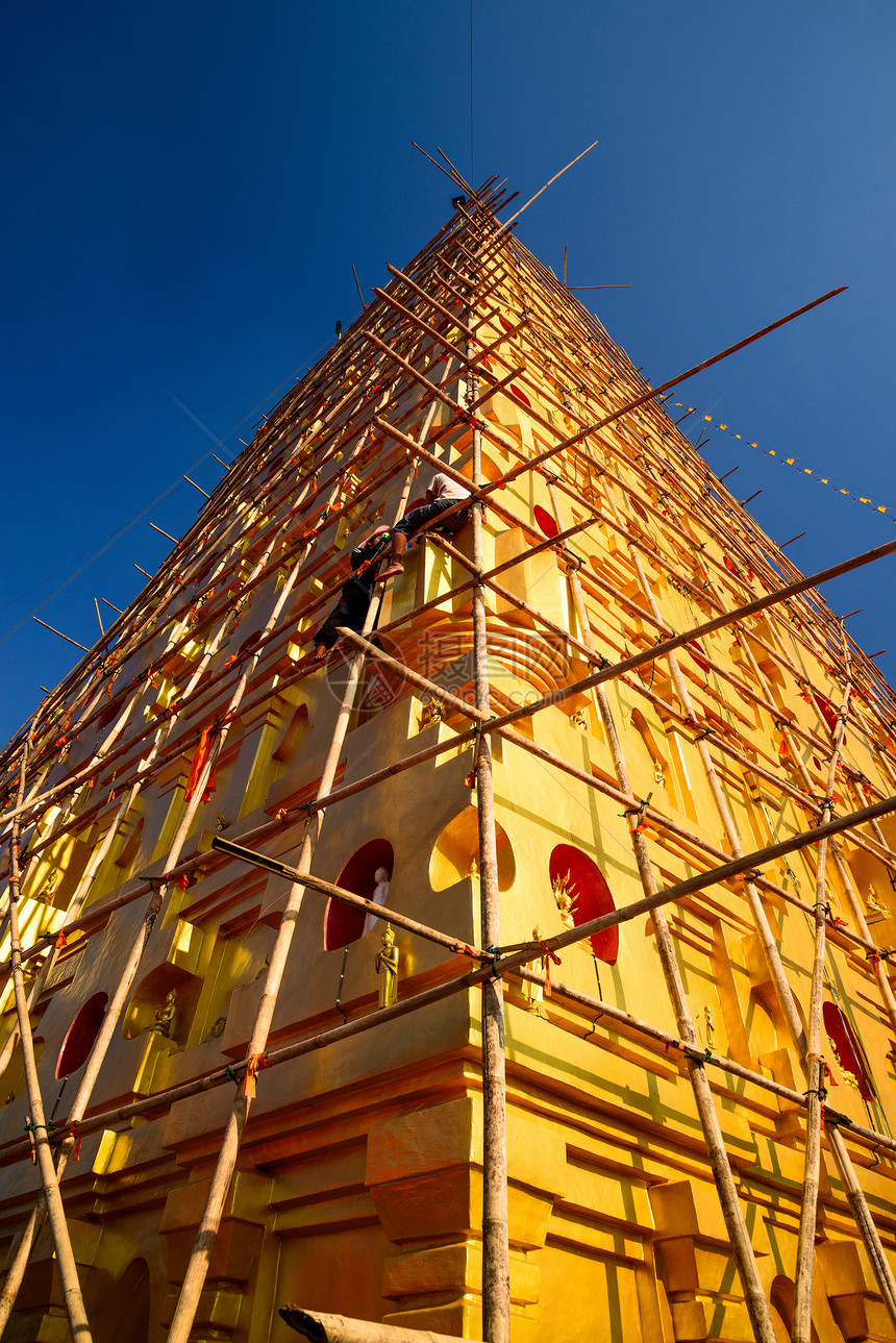 泰国Sangklaburi佛教圣地建筑学地标狮子历史性历史力量金子博物馆宗教雕塑图片