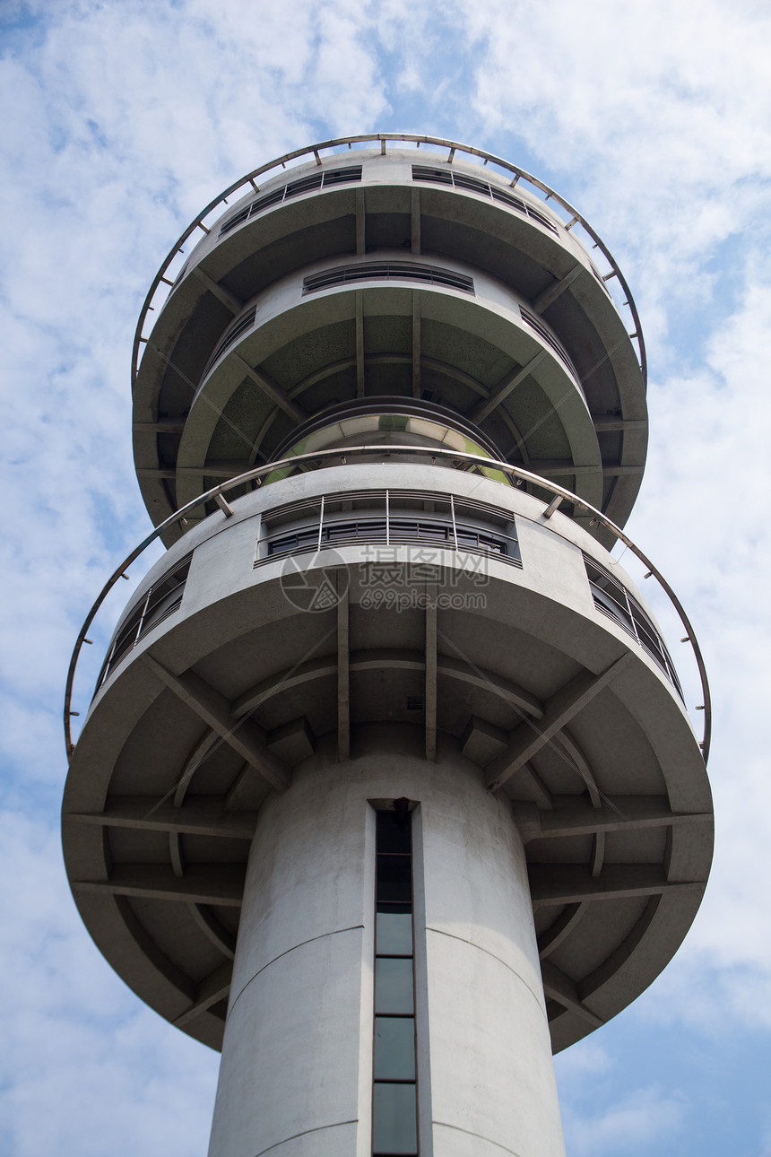 高塔号假期金属旅行成功街道商业工作历史场景天空图片