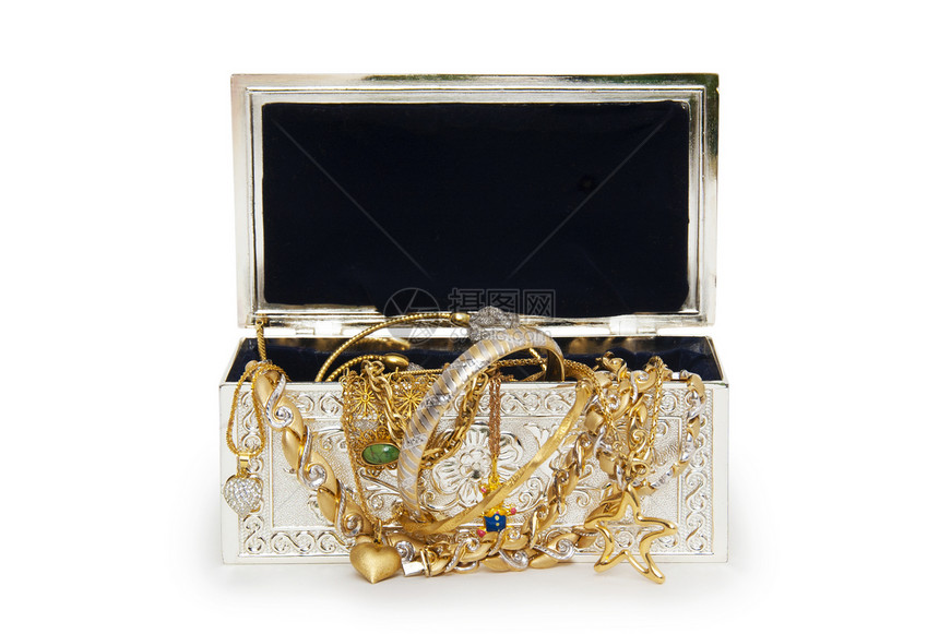 带项链的首饰盒 在白色背景上孤立手镯收藏财富宝藏冒险奢华宝石珍珠胸部礼物图片