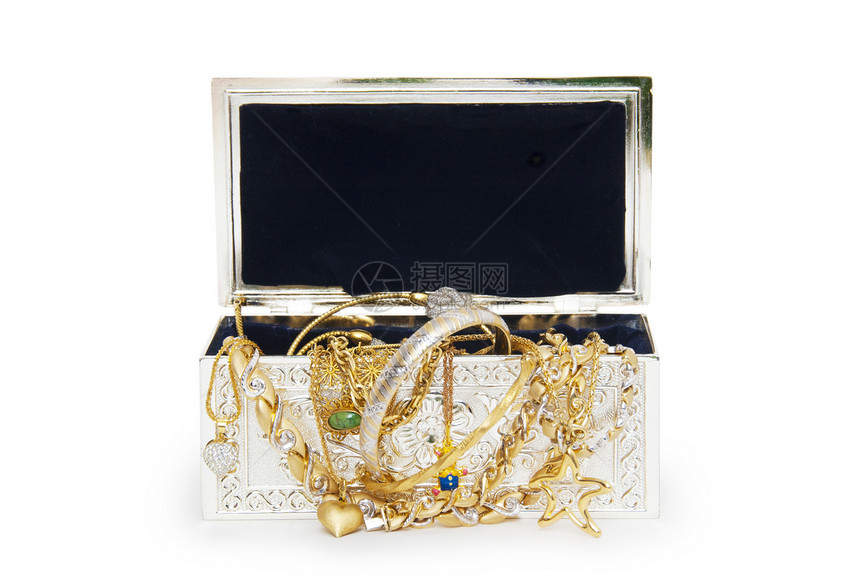 带项链的首饰盒 在白色背景上孤立胸部珠子古董收藏魅力宝藏财富奢华冒险珍珠图片