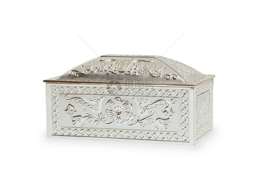 白上孤立的银首饰盒金属饰品棺材礼物手工雕刻金子装饰品古董胸部图片