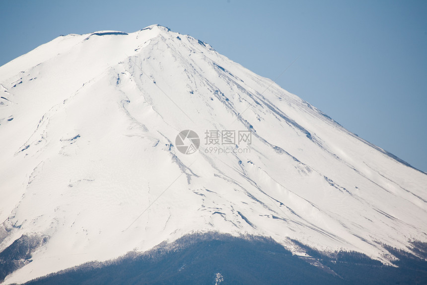 从日本来的Fuji山顶的缩放旅行天空白色顶峰地标蓝色图片
