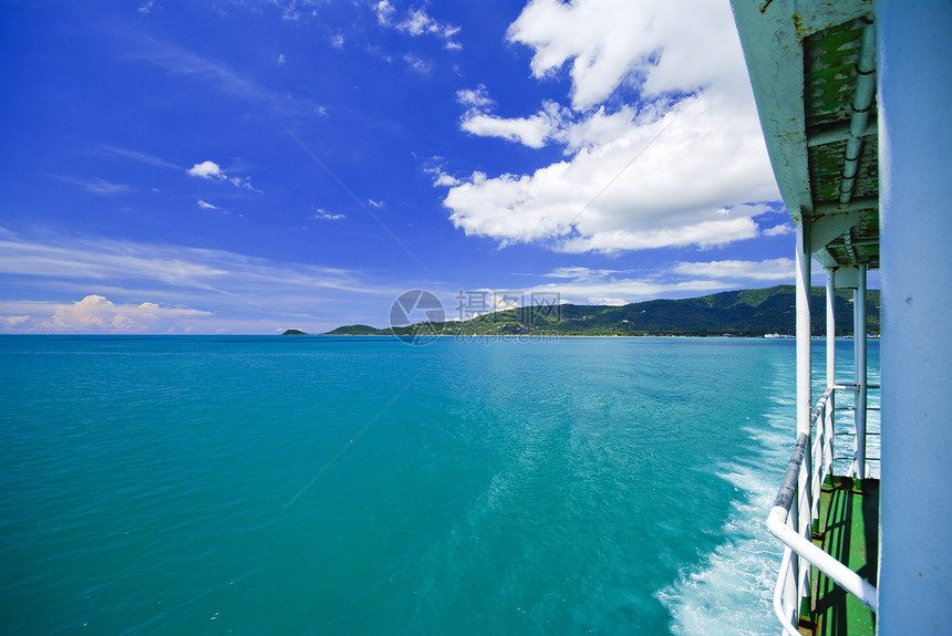 拥有船窗的泰国萨穆伊海和岛图片