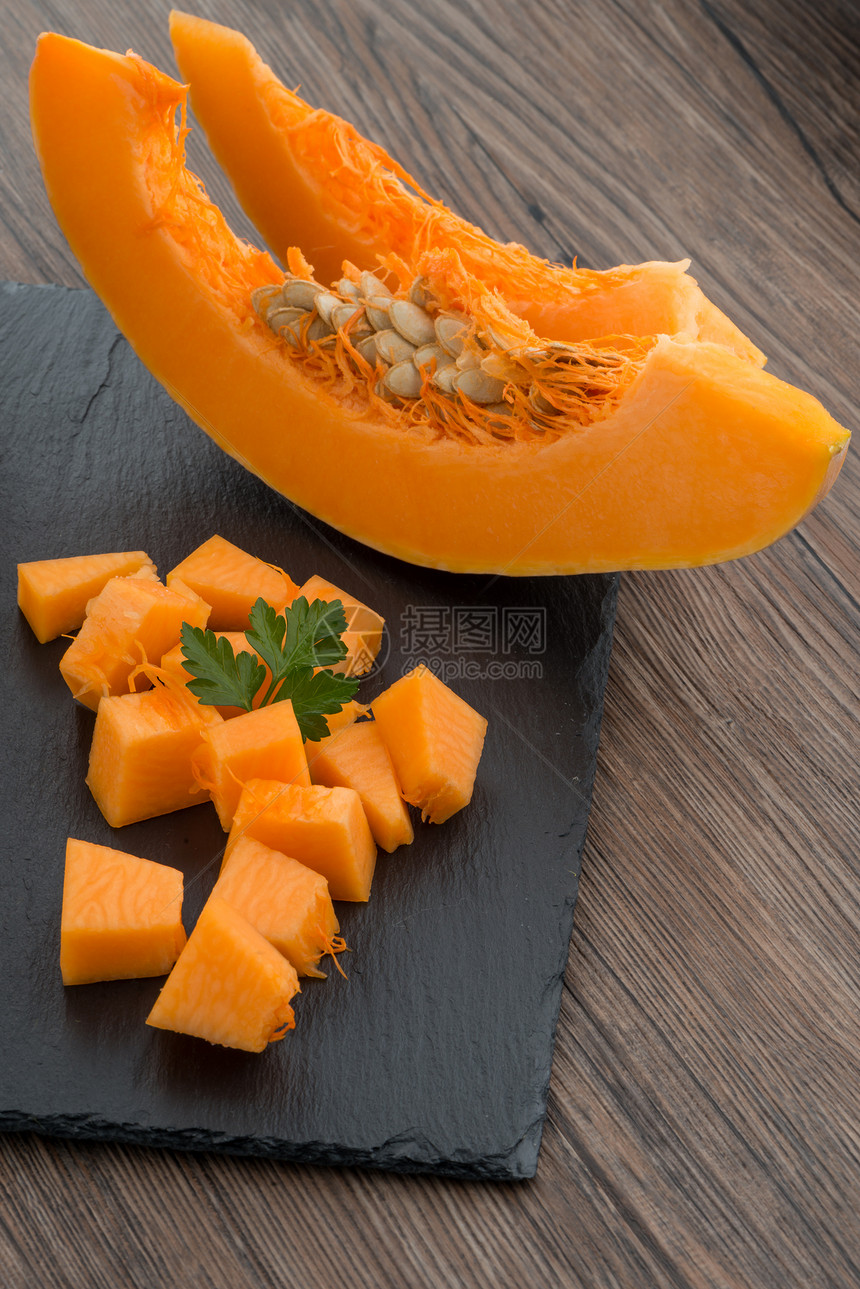 切片南瓜橙子壁球香菜木头厨房厨具营养植物木板盘子图片