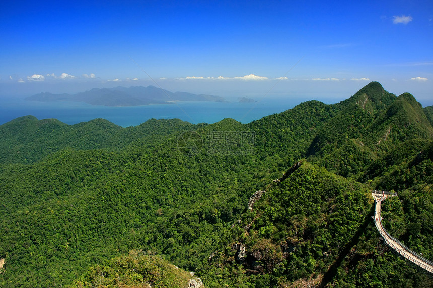 马来西亚兰卡维岛地貌海峡电缆山脉海洋天空群岛天线海岸风景行人图片
