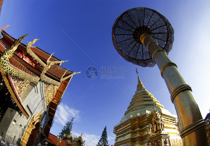 在泰国清迈的Doi Suthep寺庙图片