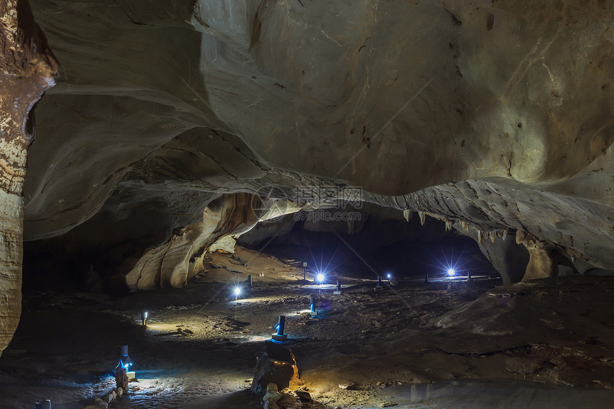 岩洞和石头行走背景材料洞穴学洞穴勘探古董建筑建造矿业岩石隧道图片