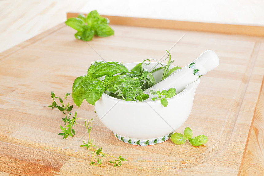 食用药草草药草本植物叶子工具食物切菜板烹饪草本磨床厨房图片