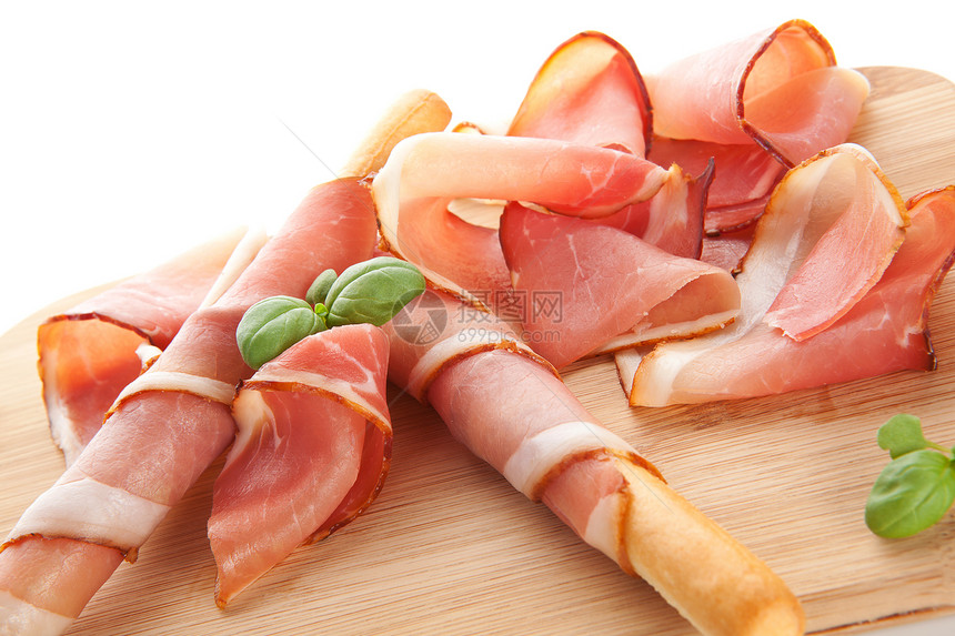 美味的火腿背景食物小吃猪肉面包烹饪美食熏制营养起动机砧板图片