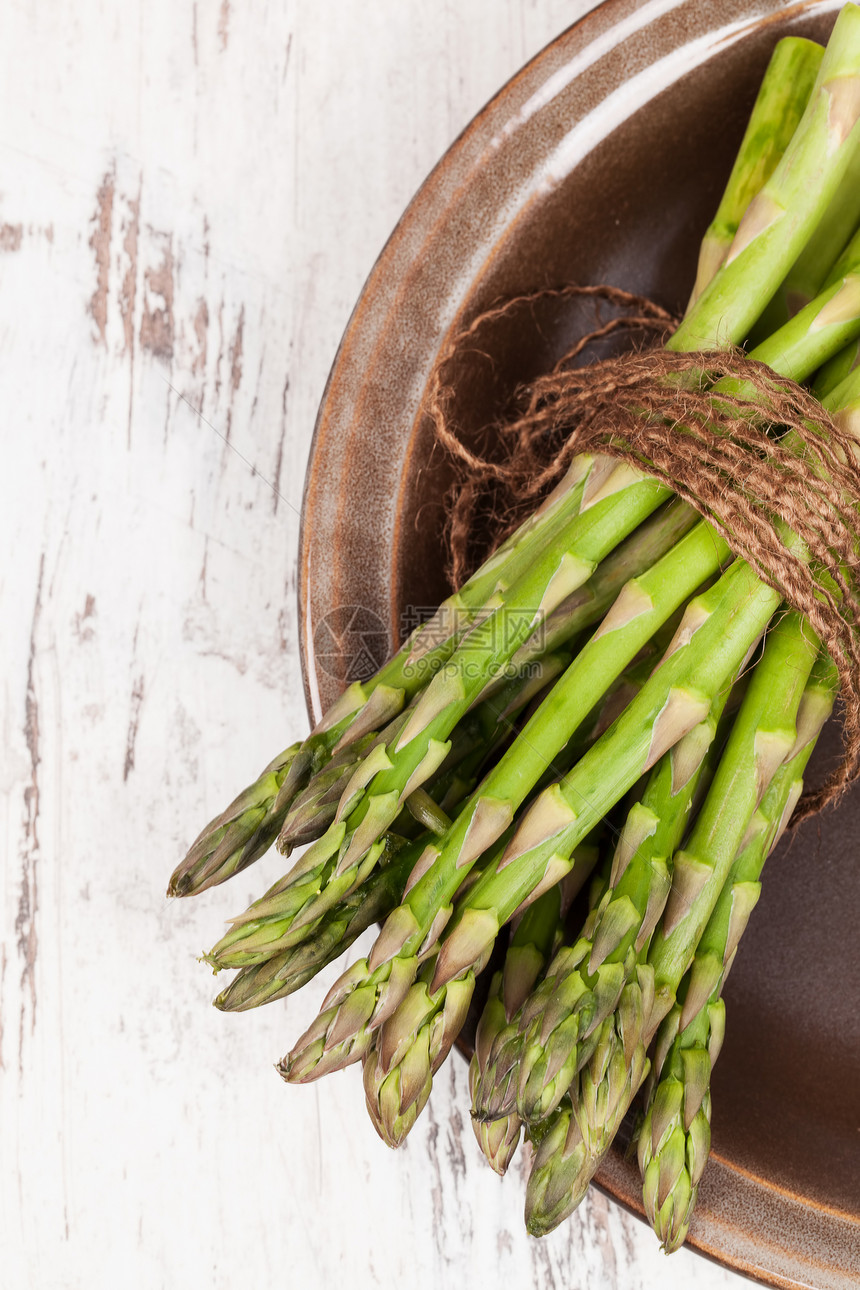 阿斯帕拉古斯Asparagus活力盘子健康绿色营养棕色美食植物季节性食物图片