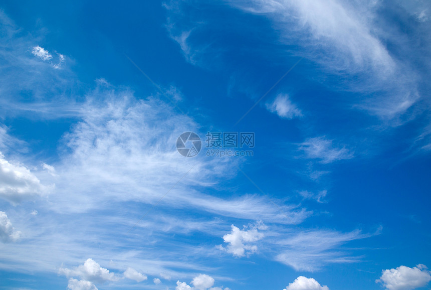 蓝蓝天空晴天阳光天气季节蓝色水分环境气候阴霾沉淀图片