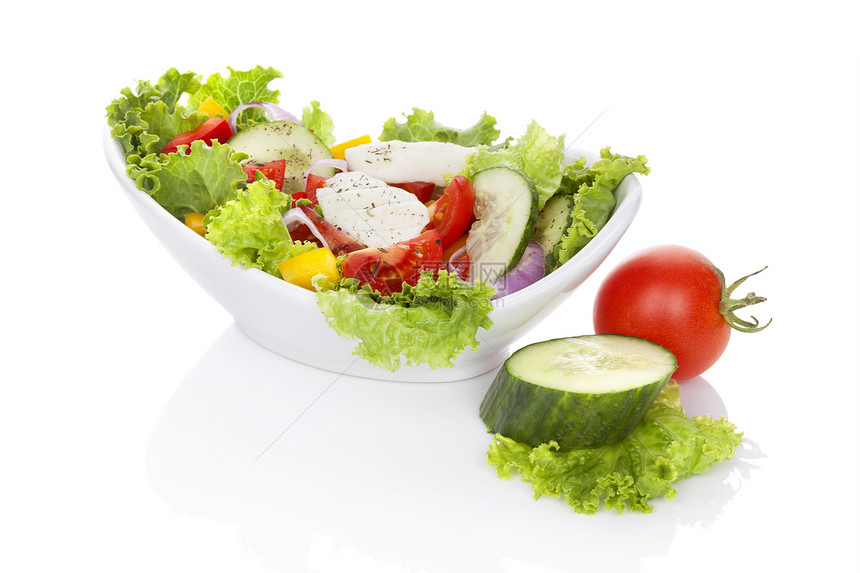 新鲜蔬菜沙拉黄瓜食物烹饪洋葱盘子美食起动机胡椒午餐叶子图片