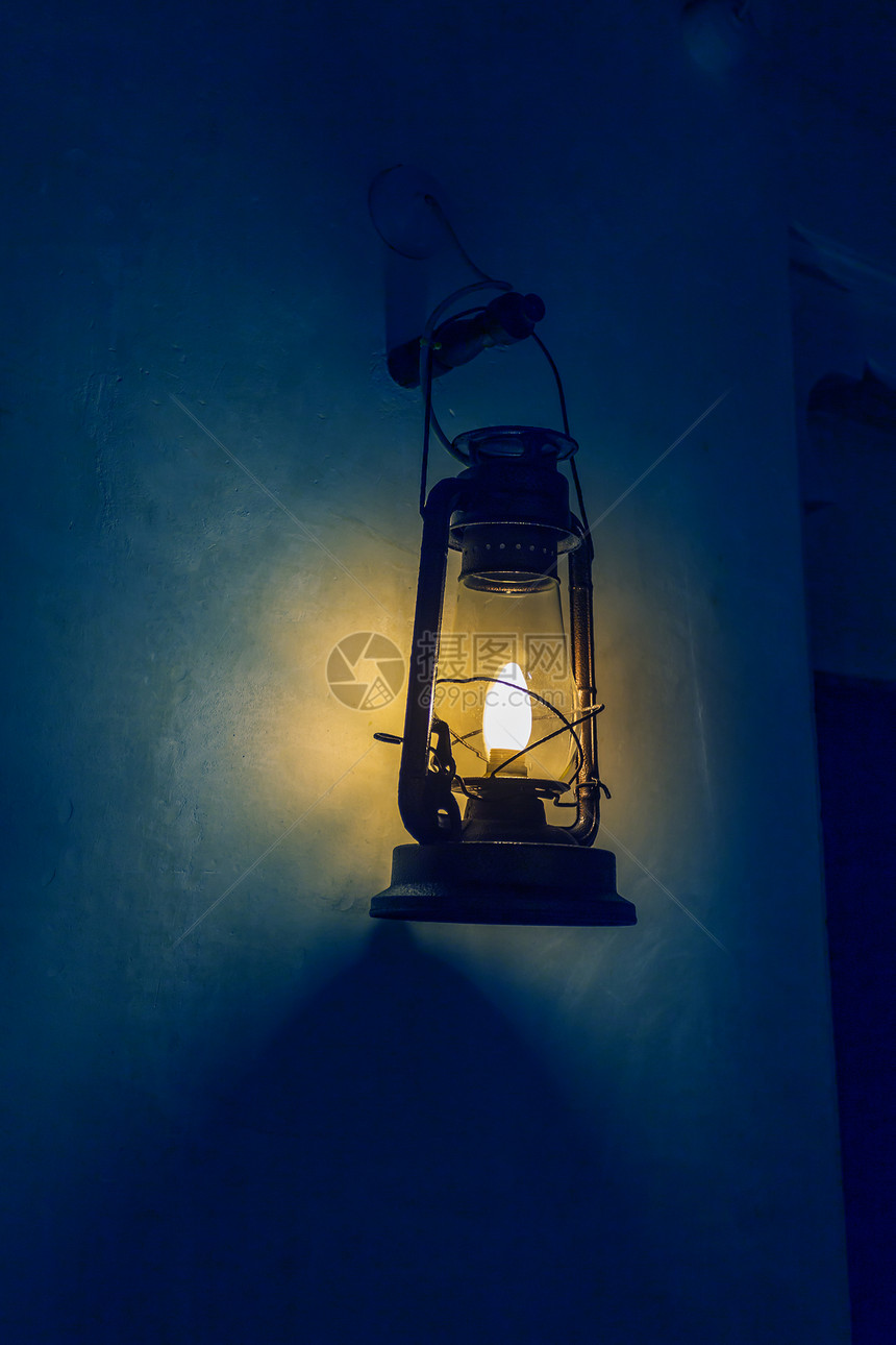 迪拜市的阿拉伯街道灯笼金属玻璃街道路灯灯泡艺术建筑学文化图片