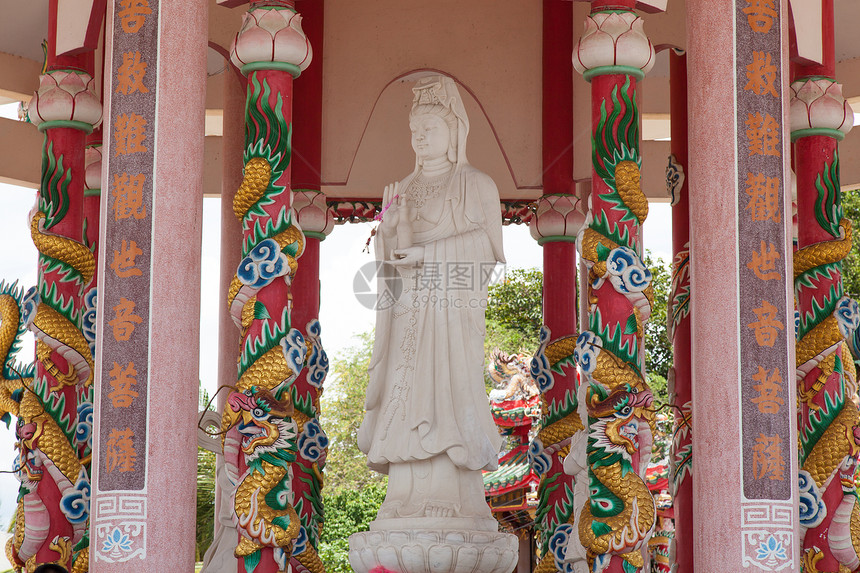 Guanyin的雕像图片